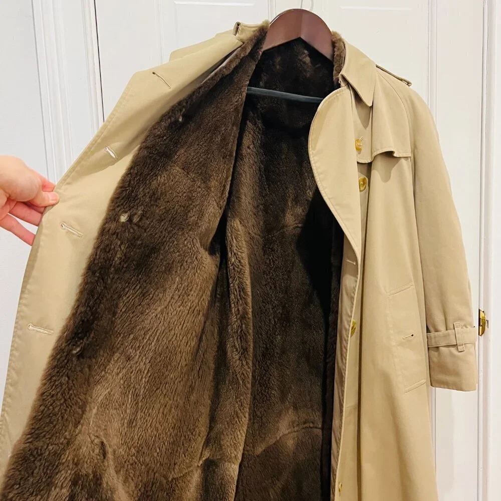 Burberry's Women Vintage Trench Coat with Removable Fur Lining Size 16 Long - Picture 11 of 16